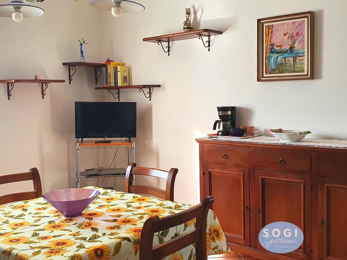 Casa Sbrindoli Apartment *